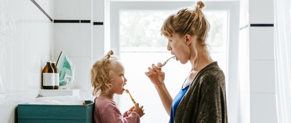 How to brush and care for your child's teeth