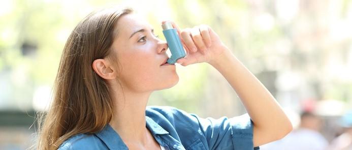 What are the different types of asthma inhalers?