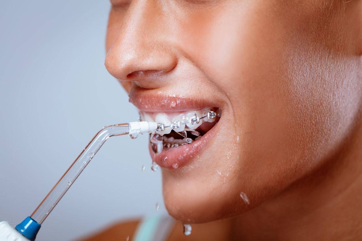 Is water flossing effective?