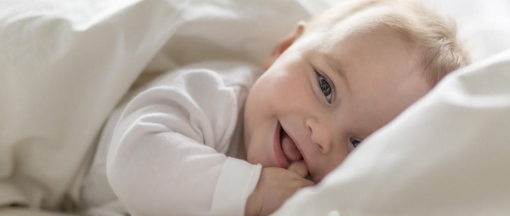 How to help your baby sleep safely in hot weather